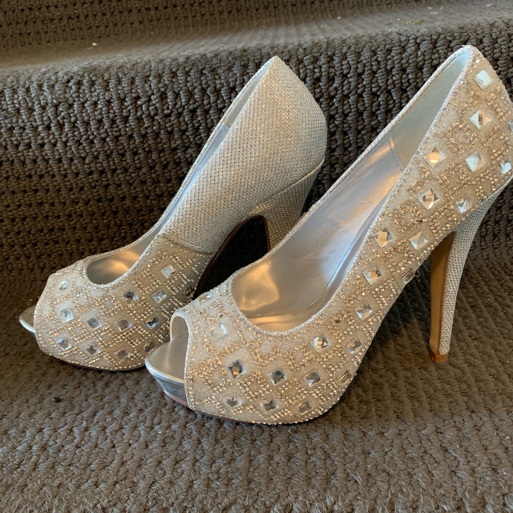 Sliver heels